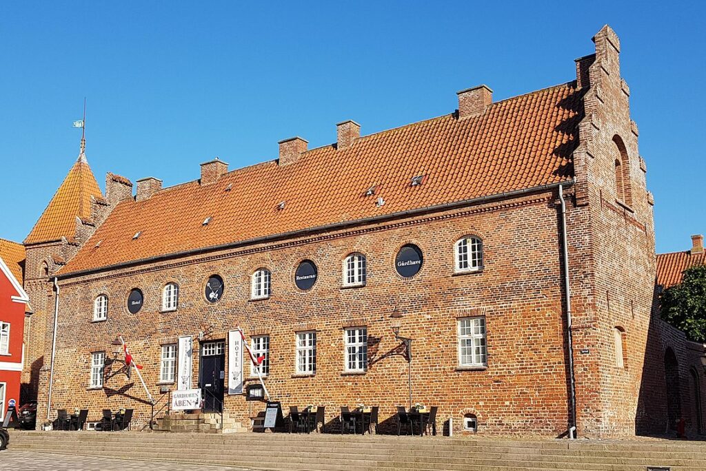 Koncertrejsen overnatter på Den Gamle Arrest i Ribe