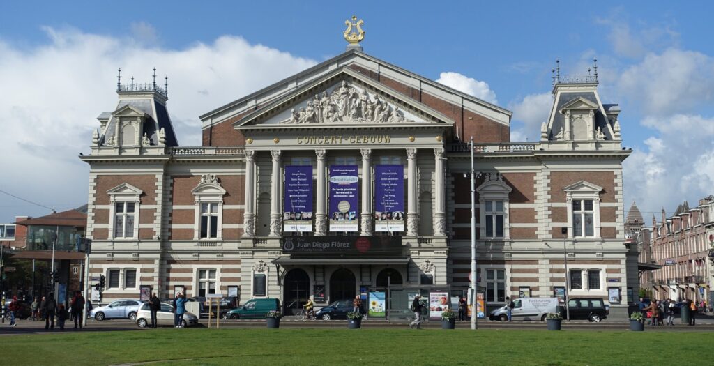 Het Concertgebpuw